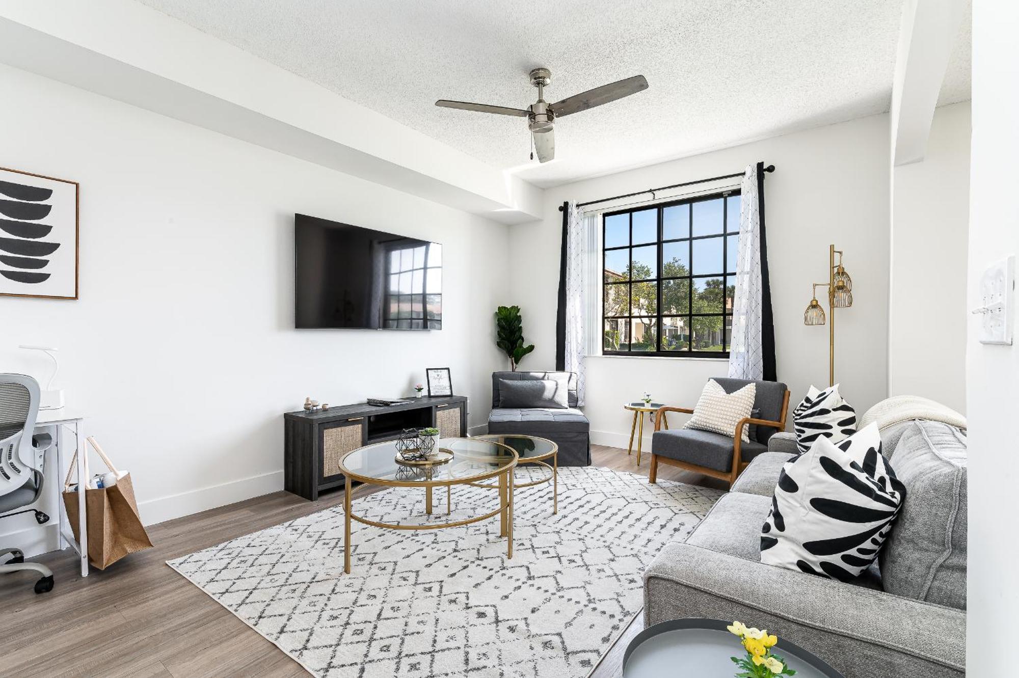 Newly Renovated Townhome With King Bed ديلراي بيتش المظهر الخارجي الصورة
